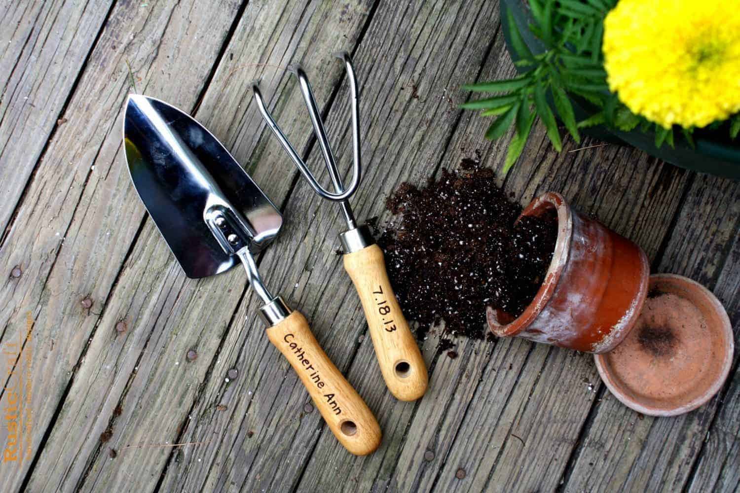 5 Essential Gardening Tools and What They Do 1001 Gardens